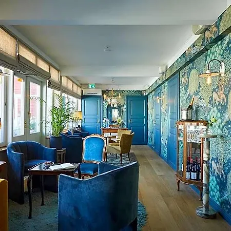 Pariisin 4* Porvoo